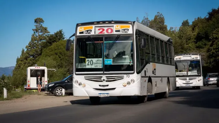 Pěší turistika bez auta v Bariloche Pěší turistika bez auta v Bariloche